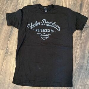 New men’s Harley Davidson t shirt